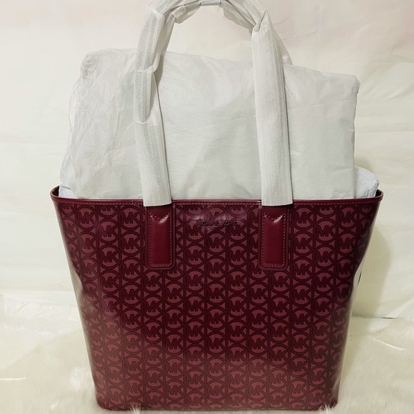 NWT Michael Kors Jodie Merlot Large Logo Jacquard Tote Bag - Picture 3 of 12